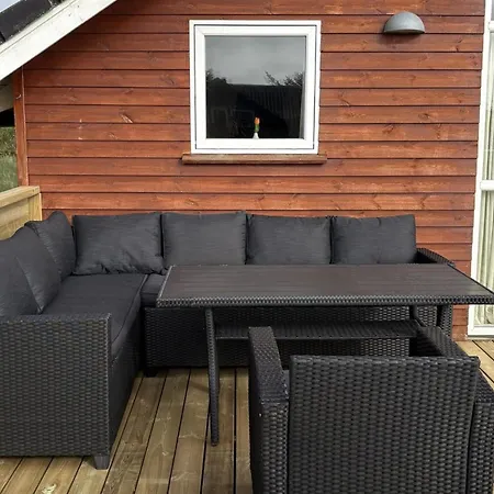 Cristine - 400m From The Sea By Interhome